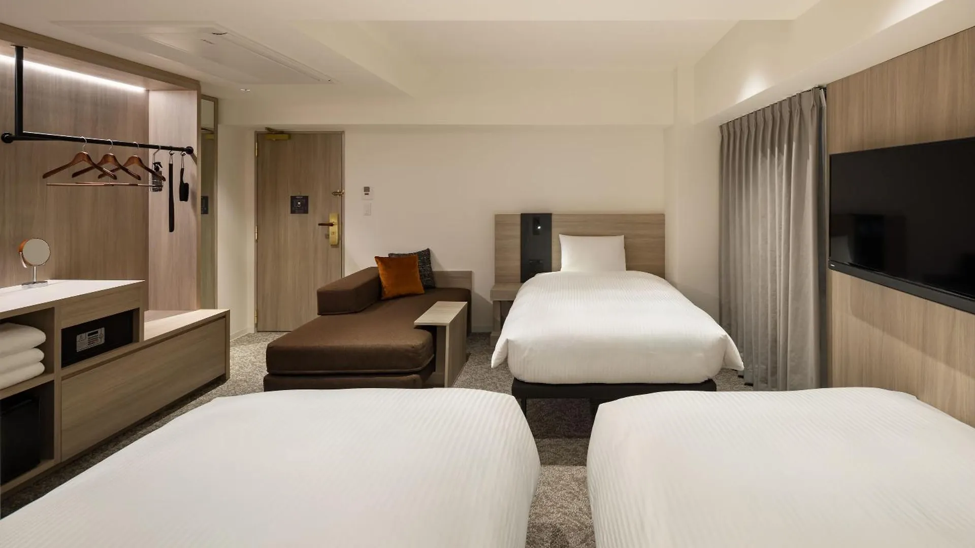 the b namba-kuromon hotel osaka 4*,