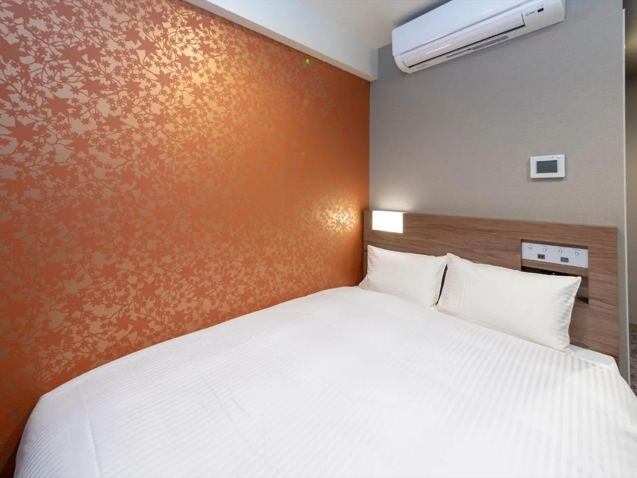 the b namba-kuromon hotel osaka